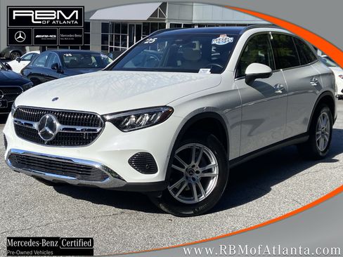 Certified 2025 Mercedes-Benz GLC 300 4MATIC image 1