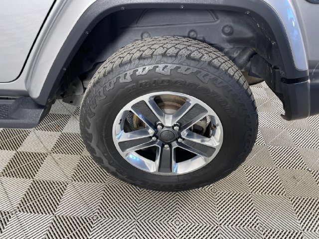 Used 2018 Jeep Wrangler Unlimited Sahara AWD/4WD image 22
