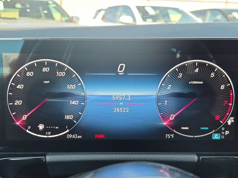 Used 2025 Mercedes-Benz GLA 250 image 13