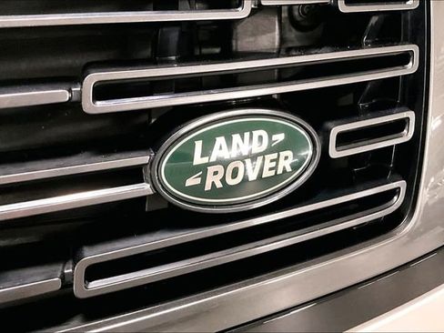 Certified 2023 Land Rover Range Rover SE image 32