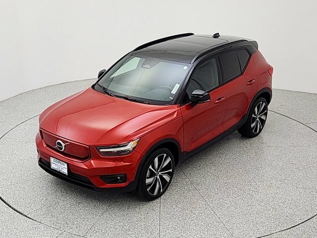 Used 2022 Volvo XC40 P8 Recharge Plus AWD/4WD image 13
