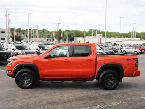 Certified 2025 Nissan Frontier PRO-4X w/ Pro Premium Package AWD/4WD image 2