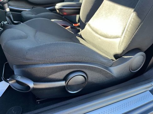 Used 2013 MINI Cooper S image 24