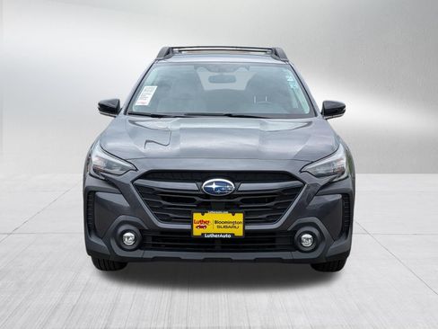 Used 2024 Subaru Outback Premium AWD/4WD image 8