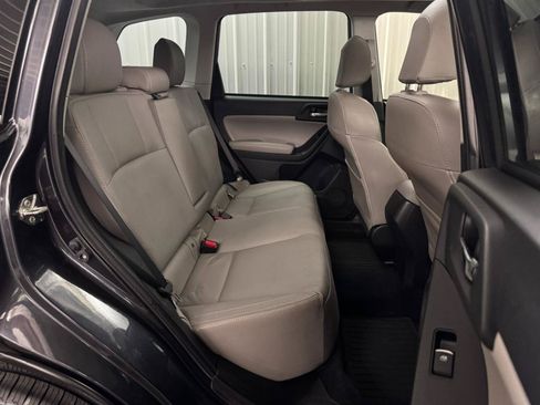 Used 2018 Subaru Forester 2.5i Limited AWD/4WD image 11