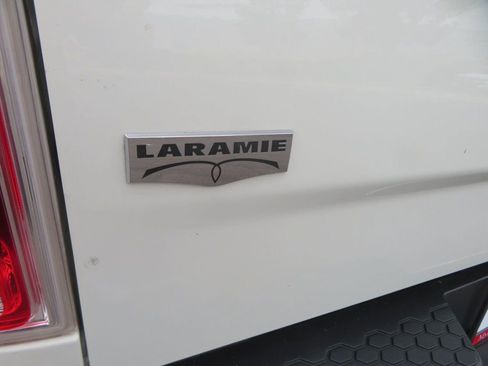 Used 2017 RAM 2500 Laramie w/ Convenience Group AWD/4WD image 15