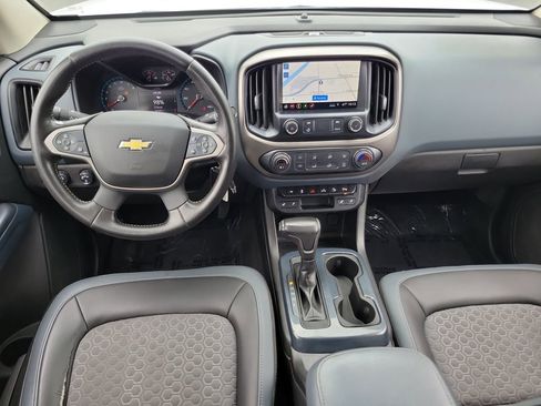 Used 2021 Chevrolet Colorado Z71 AWD/4WD image 4