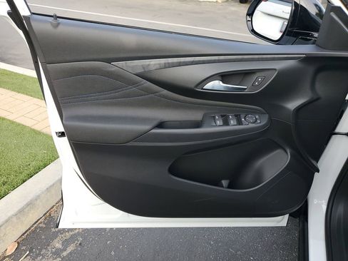 New 2026 Buick Envista Sport Touring image 14