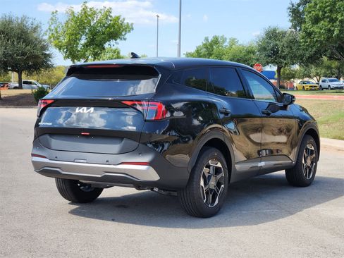 New 2026 Kia Sportage S image 4