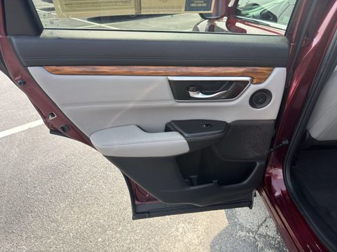 Used 2019 Honda CR-V Touring image 28