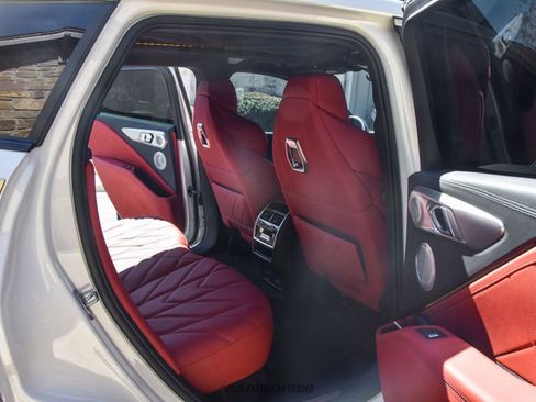 Used 2024 BMW XM w/ M Driver's Package image 67