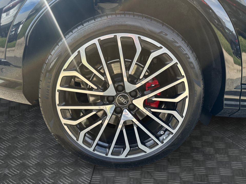 Used 2025 Audi SQ5 Prestige AWD/4WD image 21