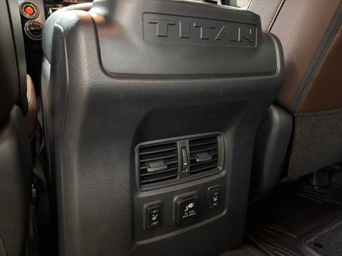 Used 2018 Nissan Titan Platinum Reserve w/ Platinum Utility Package image 28