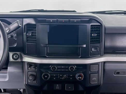 Used 2024 Ford F350 XLT image 36