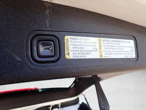 Used 2007 GMC Yukon Denali image 10