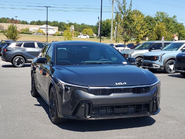 New 2026 Kia K4 GT-Line Turbo FWD image 3