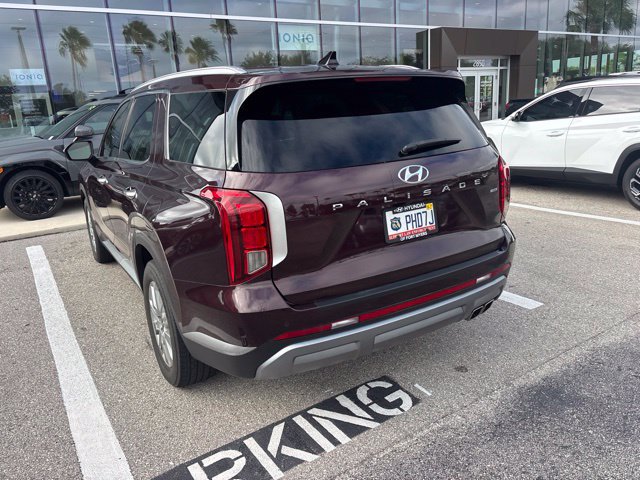 Used 2023 Hyundai Palisade SEL w/ Cargo Package AWD/4WD image 4