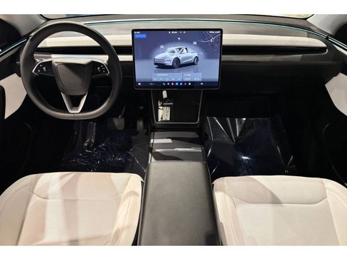 Used 2026 Tesla Model Y Long Range image 20