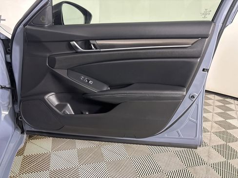 Used 2022 Honda Accord Sport image 24