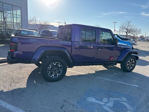 New 2026 Jeep Gladiator Sport image 33