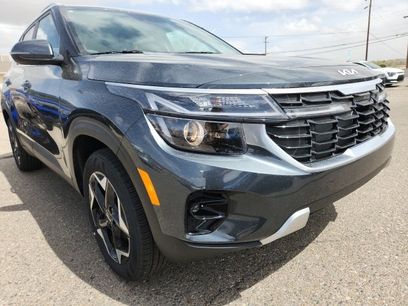 New 2024 Kia Seltos EX