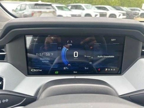 New 2027 Chevrolet Bolt LT w/ Comfort Package FWD image 17