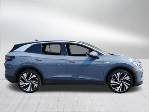 Used 2025 Volkswagen ID.4 Pro S Plus AWD/4WD image 8