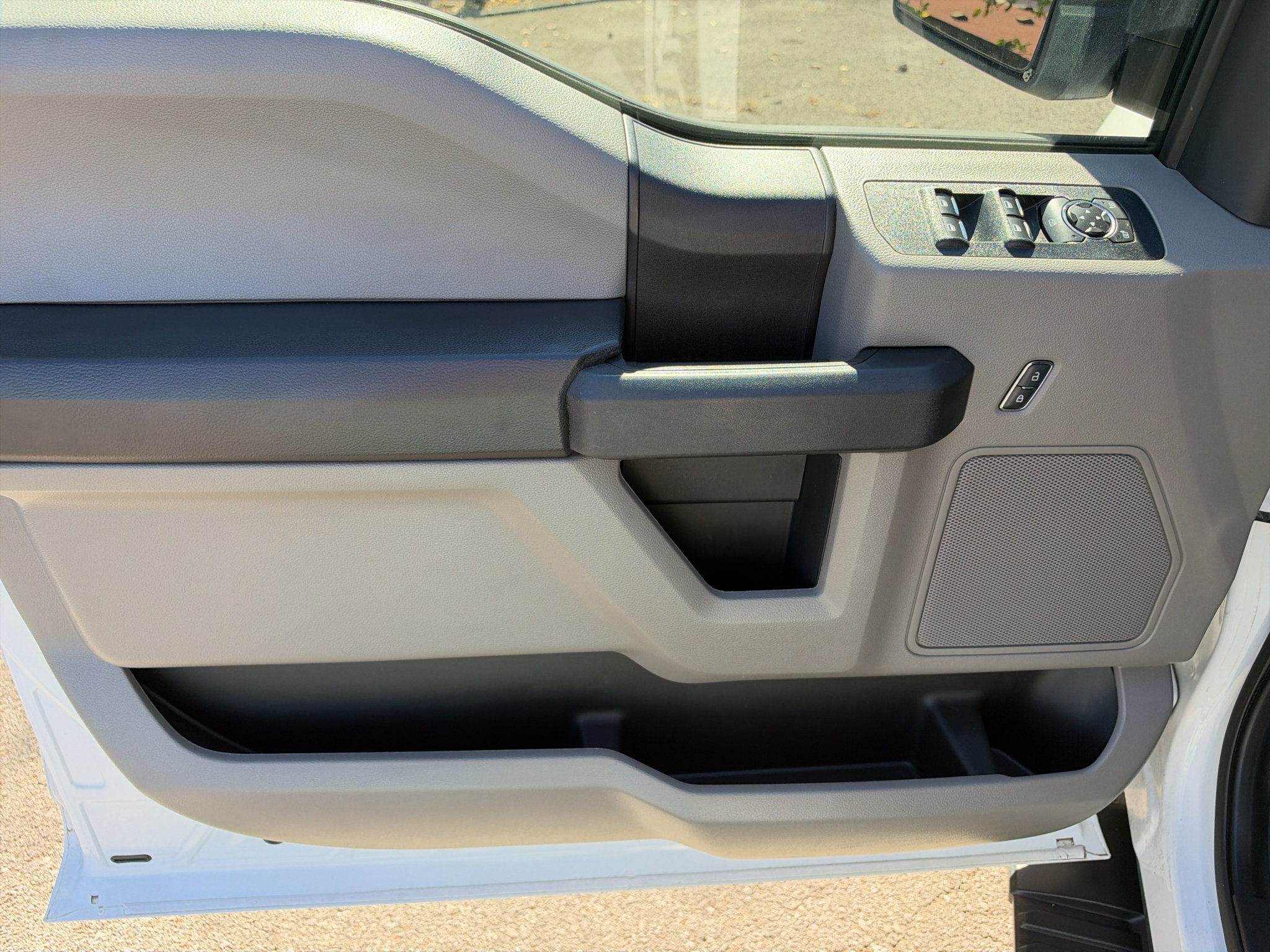 Used 2019 Ford F150 XL w/ Equipment Group 101A Mid RWD image 8