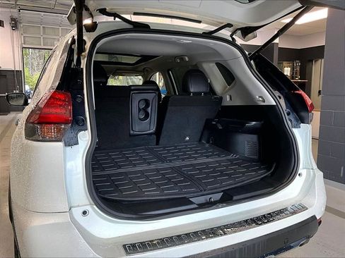 Used 2020 Nissan Rogue SL w/ Premium Package AWD/4WD image 24