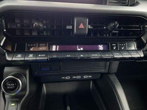 Certified 2025 Toyota Land Cruiser image 12