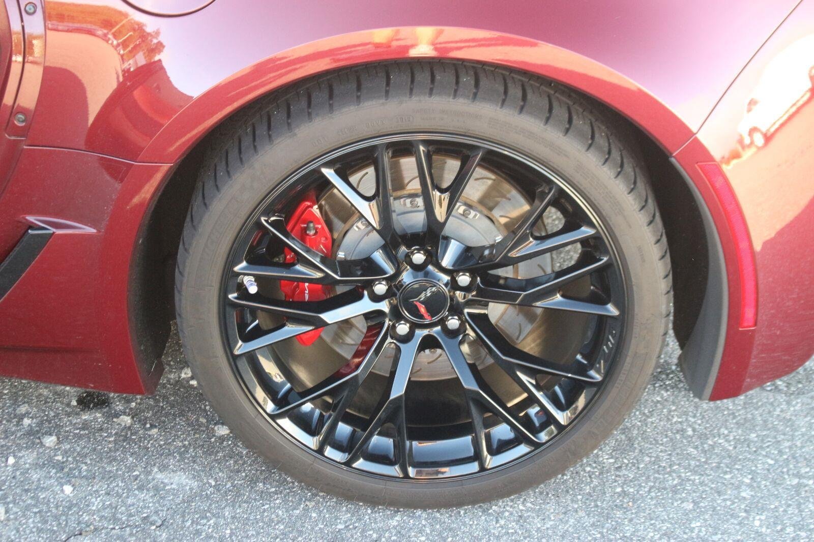 Used 2016 Chevrolet Corvette Z06 w/ 3LZ Preferred Equipment Group RWD image 43