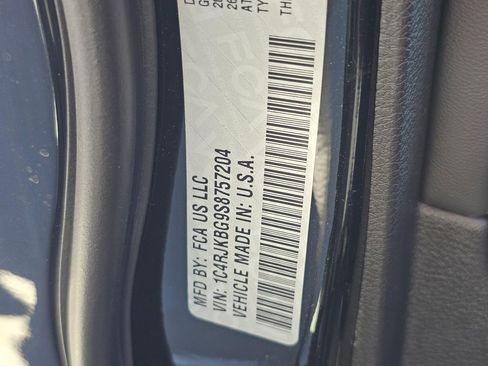 New 2025 Jeep Grand Cherokee L Limited w/ Black Appearance Package image 30