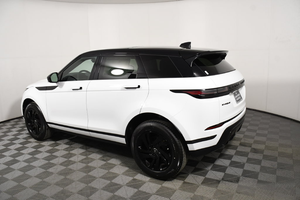 Certified 2026 Land Rover Range Rover Evoque Dynamic SE AWD/4WD image 3