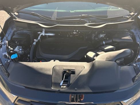 Used 2025 Honda Odyssey Elite image 22