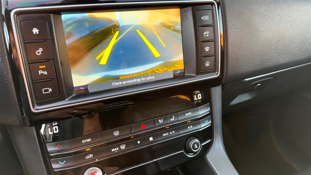 Used 2018 Jaguar F-PACE Prestige AWD/4WD image 42