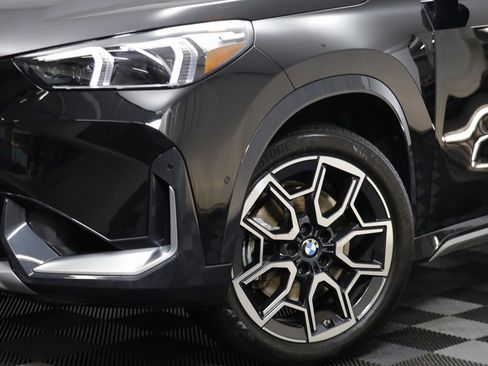 Certified 2025 BMW X1 xDrive28i w/ Convenience Package image 3