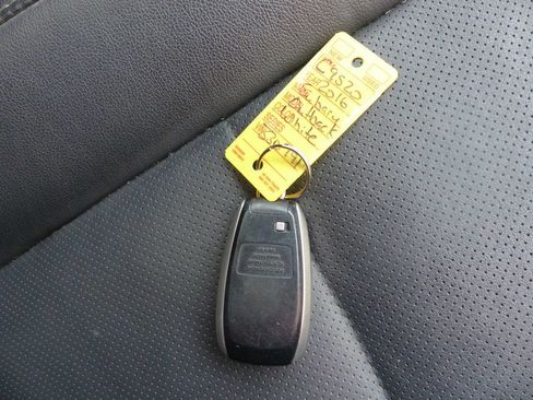 Used 2016 Subaru Outback 2.5i Limited image 46