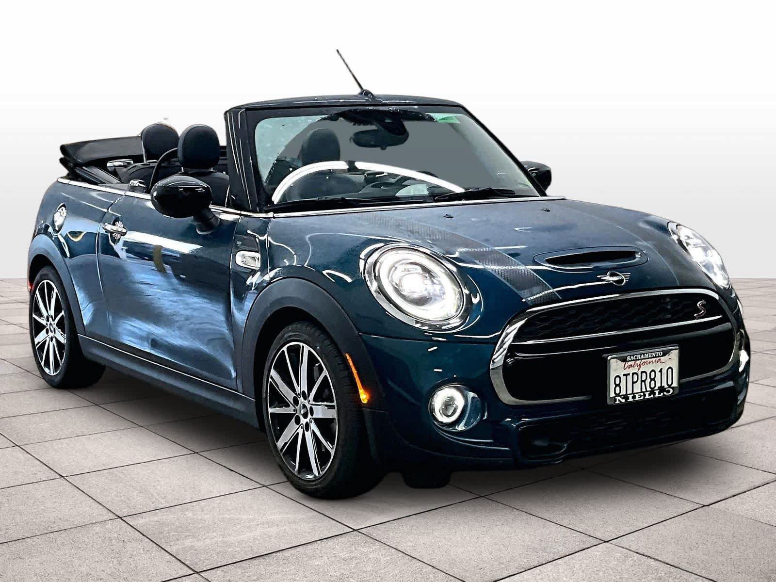 Used 2021 MINI Cooper S w/ Sidewalk Package FWD image 2