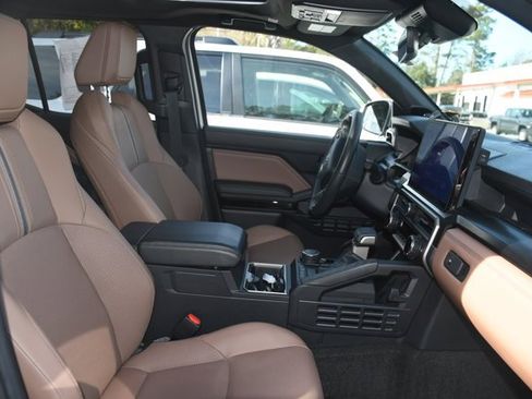 Certified 2025 Toyota 4Runner Limited image 15