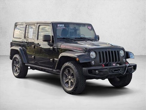 Used 2017 Jeep Wrangler Unlimited Rubicon image 3