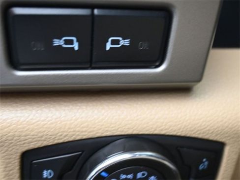 Used 2016 Ford F150 Lariat w/ Equipment Group 502A Luxury image 18