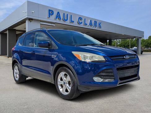 Used 2014 Ford Escape SE w/ Equipment Group 201A AWD/4WD image 1