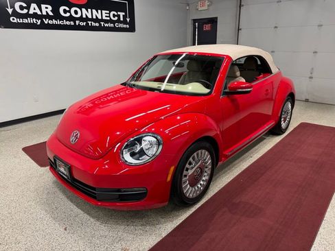 Used 2015 Volkswagen Beetle 1.8T FWD image 65