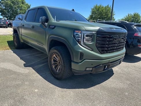 Used 2023 GMC Sierra 1500 Denali AWD/4WD image 2