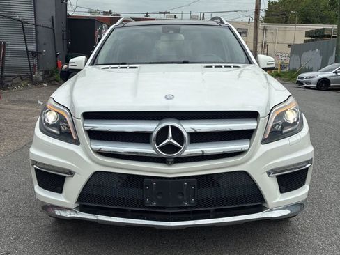 Used 2015 Mercedes-Benz GL 550 4MATIC image 14