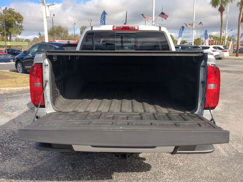 Used 2019 Chevrolet Colorado LT w/ Redline Special Edition image 12