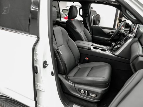 Used 2023 Lexus LX 600 F Sport image 45