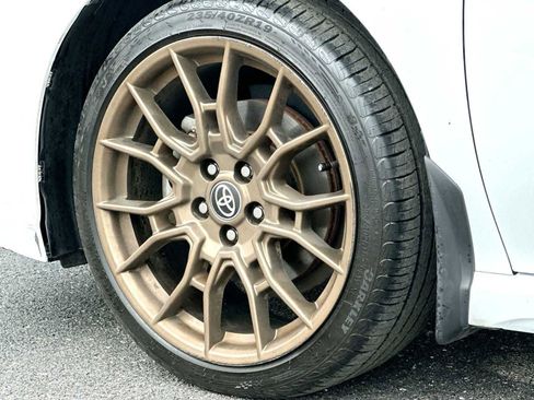 Used 2023 Toyota Camry SE image 11