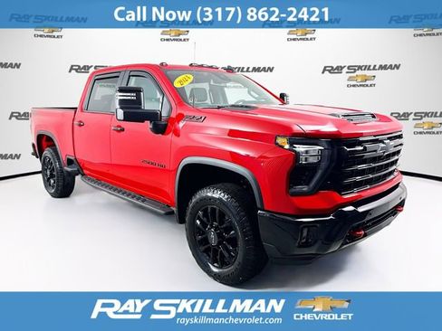 Used 2026 Chevrolet Silverado 2500 LT w/ Trail Boss Package AWD/4WD image 1