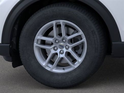 New 2026 Ford Explorer Active RWD image 19
